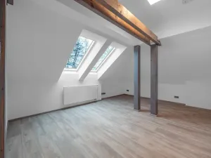 Pronájem rodinného domu, Dolní Břežany, U Zámku, 237 m2
