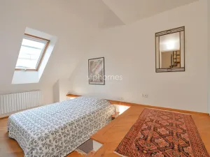 Pronájem bytu 3+kk, Praha - Nové Město, Odborů, 96 m2