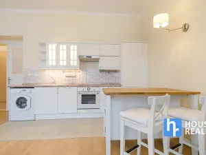 Pronájem bytu 2+kk, Praha - Nové Město, Pod Slovany, 58 m2