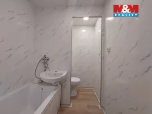 Pronájem bytu 1+1, Klášterec nad Ohří - Miřetice u Klášterce nad Ohří, Dlouhá, 36 m2