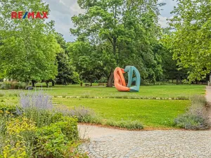 Prodej rodinného domu, Praha - Dolní Počernice, Listopadová, 302 m2