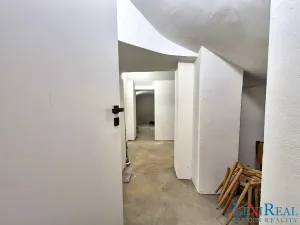 Pronájem bytu 3+kk, Radonice, Ligasova, 71 m2