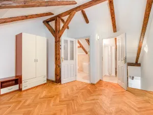 Prodej bytu 2+kk, Praha - Smíchov, Plzeňská, 63 m2