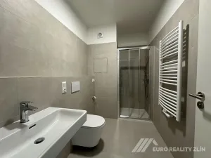 Pronájem bytu 1+kk, Otrokovice, Moravní, 31 m2