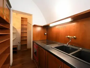 Pronájem obchodního prostoru, Praha - Malá Strana, Maltézské náměstí, 71 m2