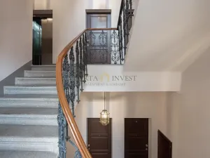 Prodej bytu 2+kk, Praha - Vinohrady, Pod Karlovem, 63 m2