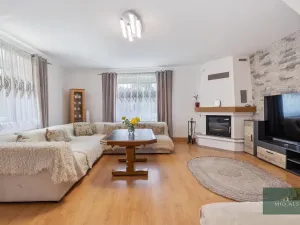 Prodej rodinného domu, Nevřeň, 200 m2