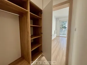 Pronájem bytu 1+kk, Brno, Gajdošova, 33 m2