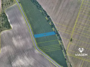 Prodej podílu pole, Valtice, 979 m2
