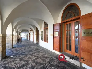 Pronájem kanceláře, Praha - Hradčany, Loretánské náměstí, 26 m2