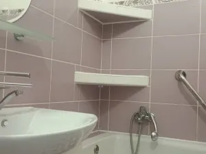 Pronájem bytu 3+1, Děčín - Děčín II-Nové Město, Kamenická, 64 m2