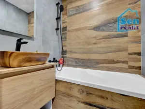 Pronájem bytu 1+1, Karviná, Školská, 38 m2