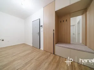Pronájem bytu 2+kk, Olomouc, Loudova, 54 m2
