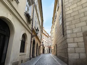 Pronájem obchodního prostoru, Praha - Staré Město, 175 m2