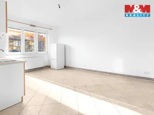 Prodej bytu 2+1, Petrovice, 58 m2