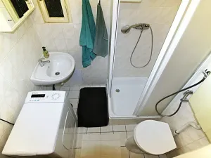 Pronájem bytu 1+kk, Praha - Nové Město, Na zbořenci, 24 m2