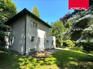 Prodej rodinného domu, Kamenice, Lomená, 157 m2