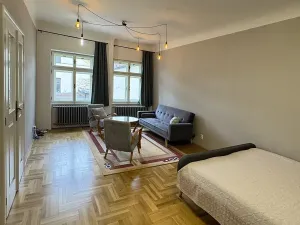 Pronájem bytu 1+1, Hranice, Masarykovo náměstí, 46 m2