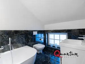 Prodej rodinného domu, Praha - Horní Počernice, Na Myšině, 327 m2