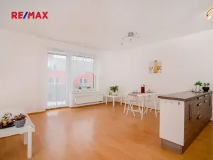Pronájem bytu 1+kk, Praha - Jinonice, Za zámečkem, 60 m2