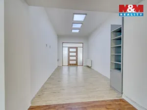 Pronájem obchodního prostoru, Praha - Uhříněves, Přátelství, 135 m2