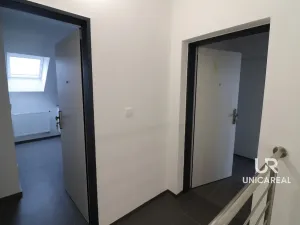 Pronájem bytu 2+kk, Brno - Líšeň, Šimáčkova, 41 m2