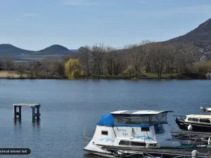 Prodej pozemku, Píšťany, 828 m2