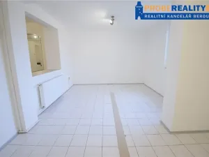 Pronájem obchodního prostoru, Beroun, Havlíčkova, 93 m2