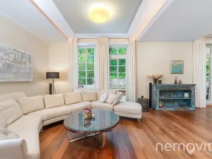 Prodej vily, Praha - Dejvice, V Šáreckém údolí, 459 m2