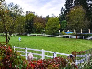 Prodej vily, Praha - Dejvice, V Šáreckém údolí, 459 m2