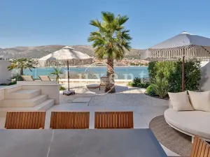 Prodej vily, Trogir, Chorvatsko, 420 m2