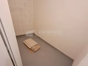 Pronájem bytu 1+kk, Praha - Chodov, Drahňovická, 33 m2