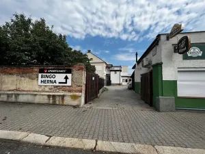 Pronájem garážového stání, Mladá Boleslav, Galetova, 86 m2