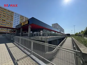 Pronájem obchodního prostoru, Hradec Králové, třída Edvarda Beneše, 220 m2