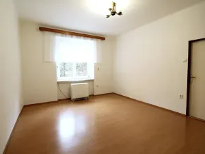 Dražba bytu 2+kk, Praha - Břevnov, U kaštanu, 50 m2