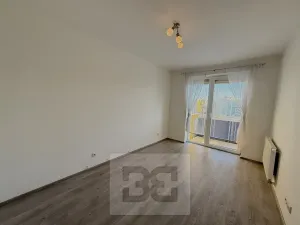 Pronájem bytu 2+kk, České Budějovice, Husova tř., 53 m2