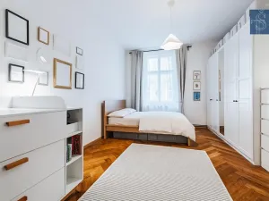 Prodej bytu 2+kk, Praha - Vyšehrad, Neklanova, 42 m2