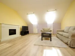 Pronájem bytu 3+1, Praha - Vinohrady, Máchova, 100 m2