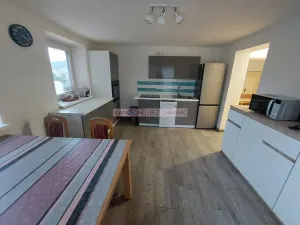 Prodej rodinného domu, Střílky, Zámecká, 160 m2