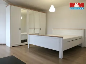 Pronájem bytu 3+1, Kladno - Kročehlavy, Wolkerova, 90 m2