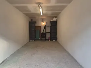 Pronájem garáže, Praha - Podolí, Bohuslava Martinů, 18 m2
