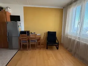 Pronájem bytu 1+1, Nové Strašecí, Křivoklátská, 38 m2