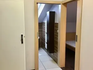 Pronájem bytu 2+kk, Liberec, Bánskobystrická, 64 m2