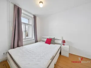 Pronájem bytu 2+kk, Hradec Králové, Dlouhá, 38 m2