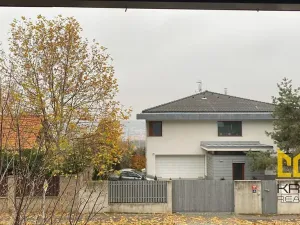 Pronájem bytu 2+kk, Praha - Prosek, Valečovská, 68 m2