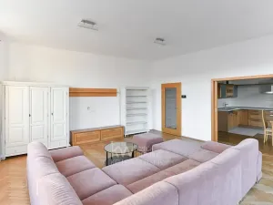 Pronájem bytu 3+1, Praha - Smíchov, Štefánikova, 121 m2