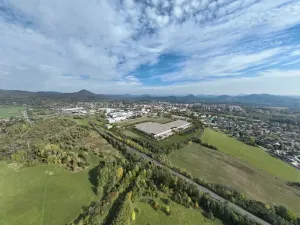 Pronájem skladu, Nový Bor, 5000 m2
