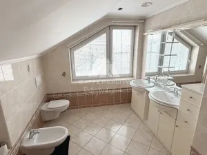 Prodej rodinného domu, Ostrava, Hukvaldská, 245 m2