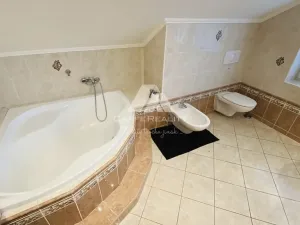 Prodej rodinného domu, Ostrava, Hukvaldská, 245 m2