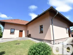 Prodej rodinného domu, Sadov, 366 m2